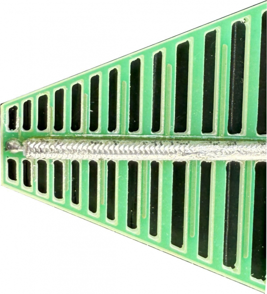 LogPer Breitband Antenne 300-13000 MHz mit SMA-Buchse